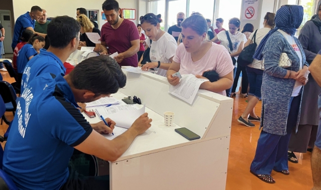 Aliağa Belediyesi yaz spor okullarına yoğun ilgi