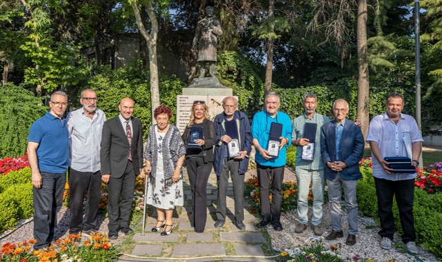 Nazım Hikmet ölüm yıl dönümünde anıldı